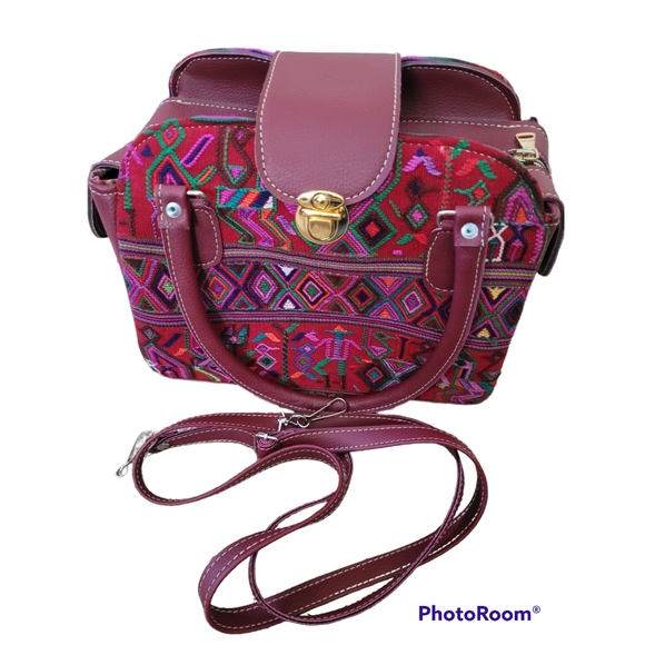 Source Unknown Handbags - Guatemalan purse